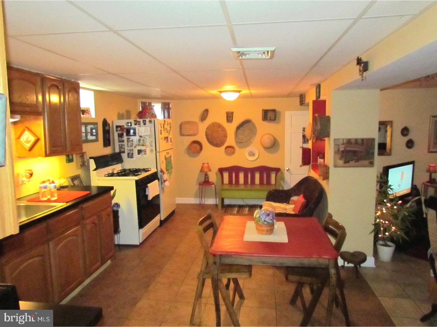3001 Kutztown Road Reading, PA 19605 - Photo 17 of 18 In-law Suite