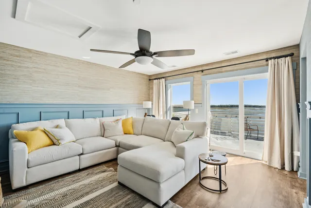 $1,395,000 | 1109 Studdingsail Lane, Charleston, SC 29412