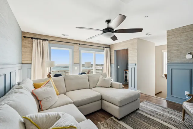 $1,395,000 | 1109 Studdingsail Lane, Charleston, SC 29412