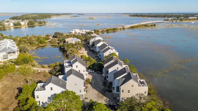 $1,395,000 | 1109 Studdingsail Lane, Charleston, SC 29412