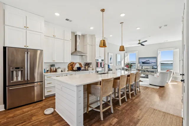 $1,395,000 | 1109 Studdingsail Lane, Charleston, SC 29412