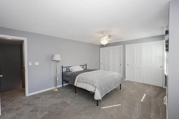 $2,400 | 5 Gleneagle Drive, Nashua, NH 03063