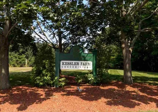 $2,400 | 5 Gleneagle Drive, Nashua, NH 03063