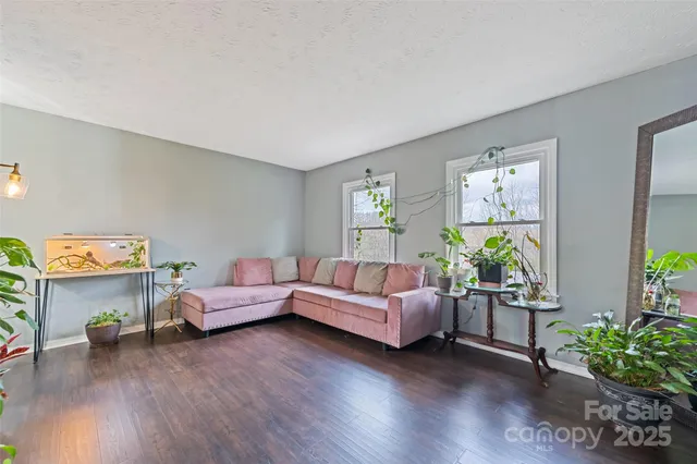 $435,000 | 144 Pinehaven Drive, Clyde, NC 28721