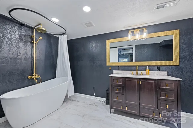 $435,000 | 144 Pinehaven Drive, Clyde, NC 28721