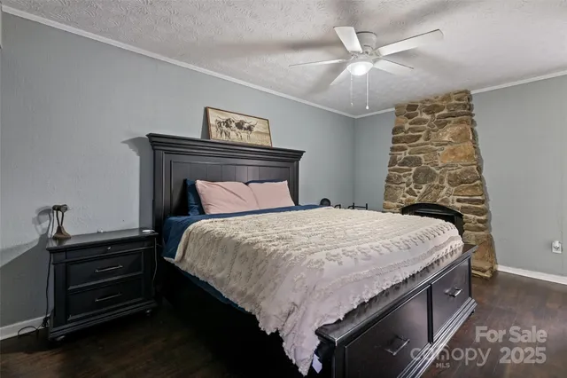 $435,000 | 144 Pinehaven Drive, Clyde, NC 28721