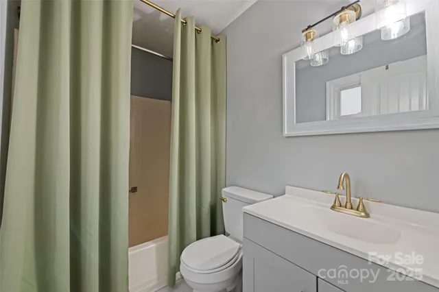 $435,000 | 144 Pinehaven Drive, Clyde, NC 28721