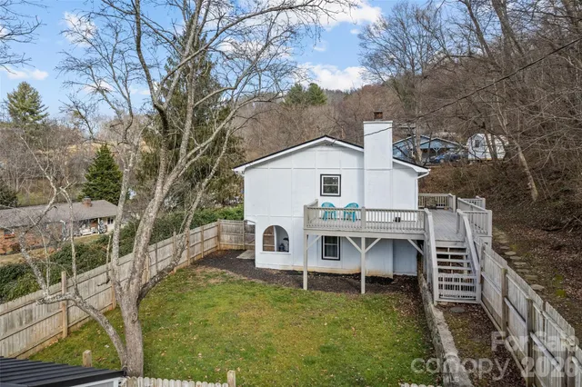 $425,000 | 144 Pinehaven Drive, Clyde, NC 28721