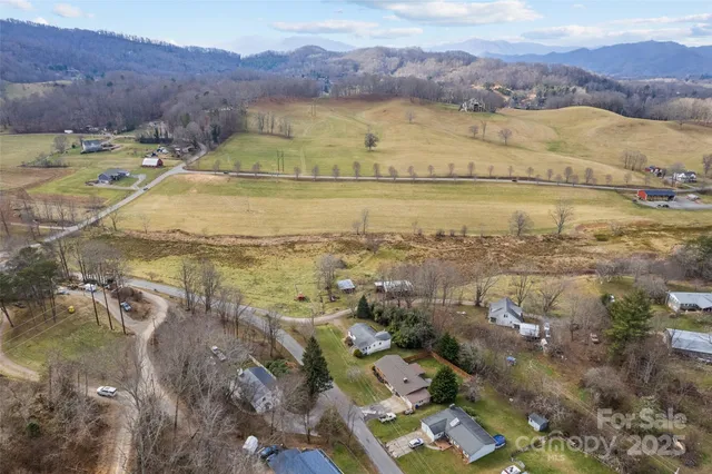 $435,000 | 144 Pinehaven Drive, Clyde, NC 28721