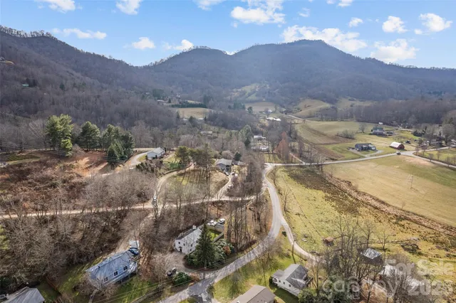 $425,000 | 144 Pinehaven Drive, Clyde, NC 28721