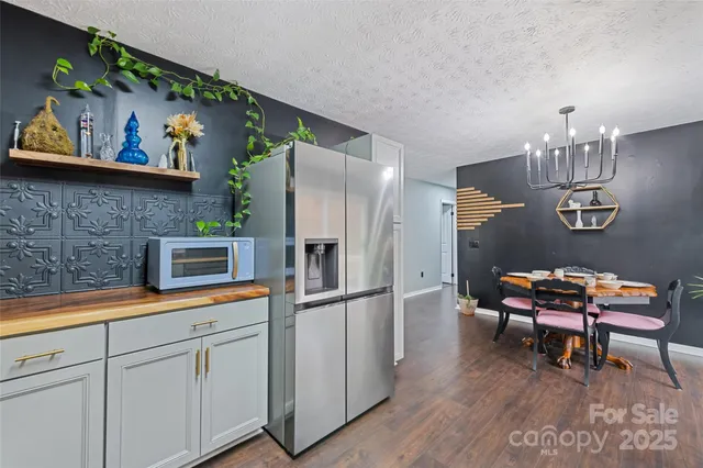 $435,000 | 144 Pinehaven Drive, Clyde, NC 28721