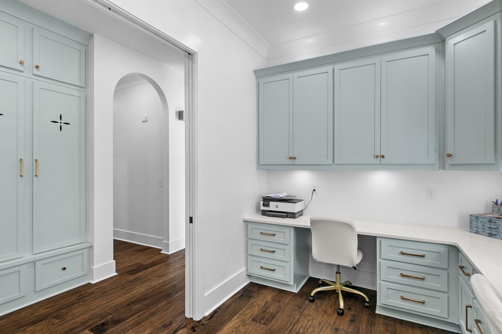 101 Kirk Lane Dothan, AL 36305 - Photo 42 of 93 Office/ Craft Room