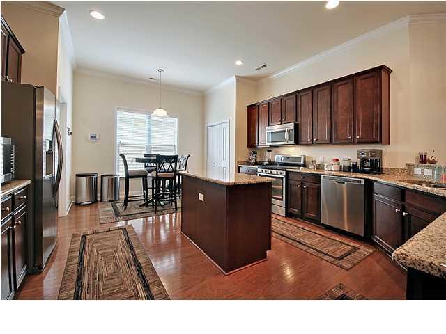 336 Decatur Drive Summerville, SC 29486 - Photo 5 of 22 20140825035309830498000000-o