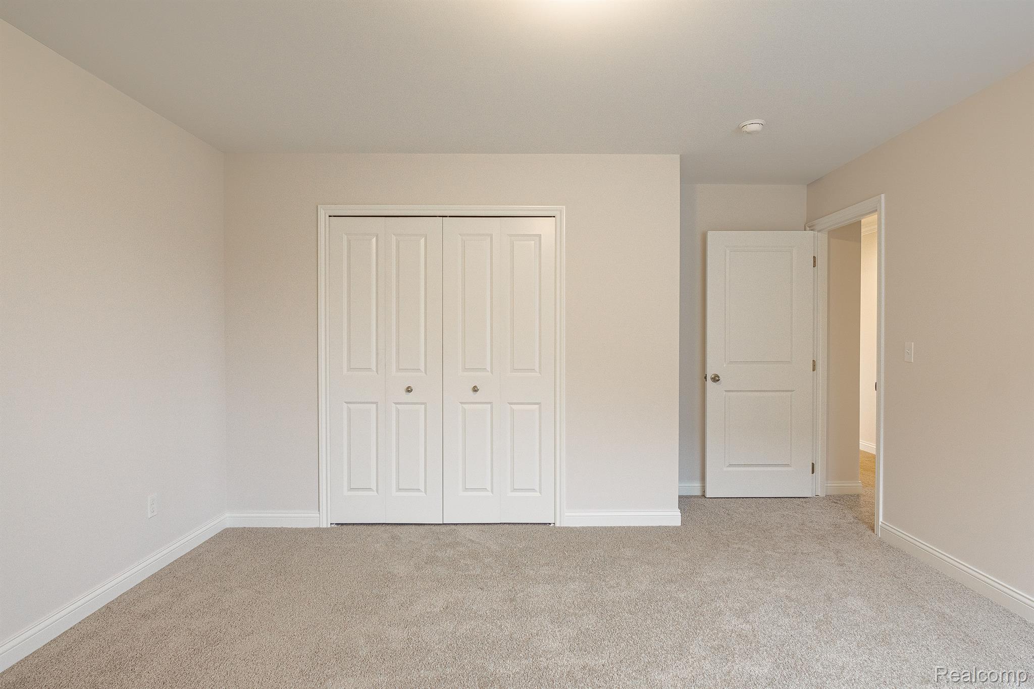 21941 Rustic Drive Macomb, MI 48044 - Photo 47 of 52 Gallery Image 47