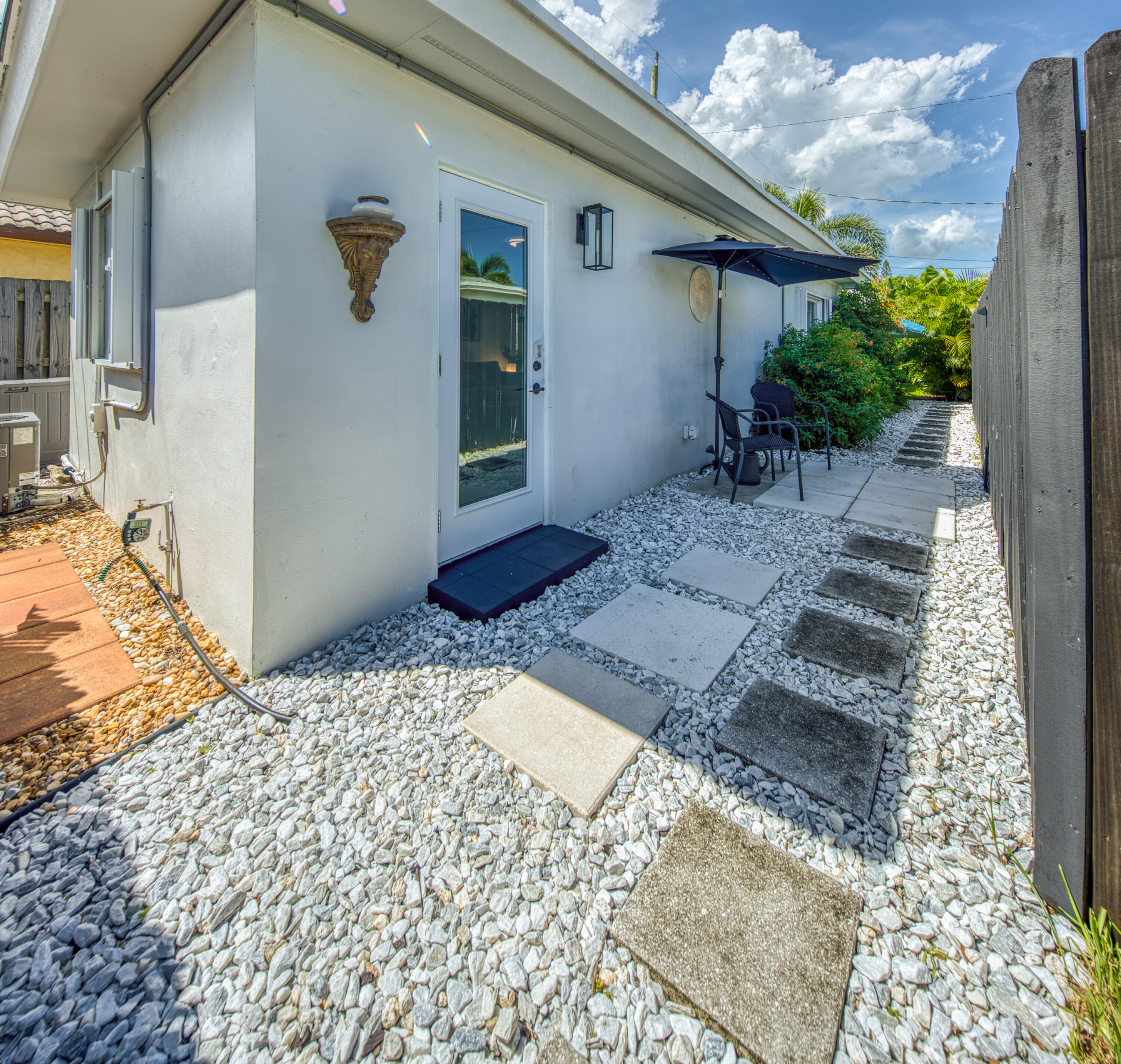 1331 North N Street, Unit GUEST HOUSE Lake Worth Beach, FL 33460 - Photo 11 of 23 a view of a backyard