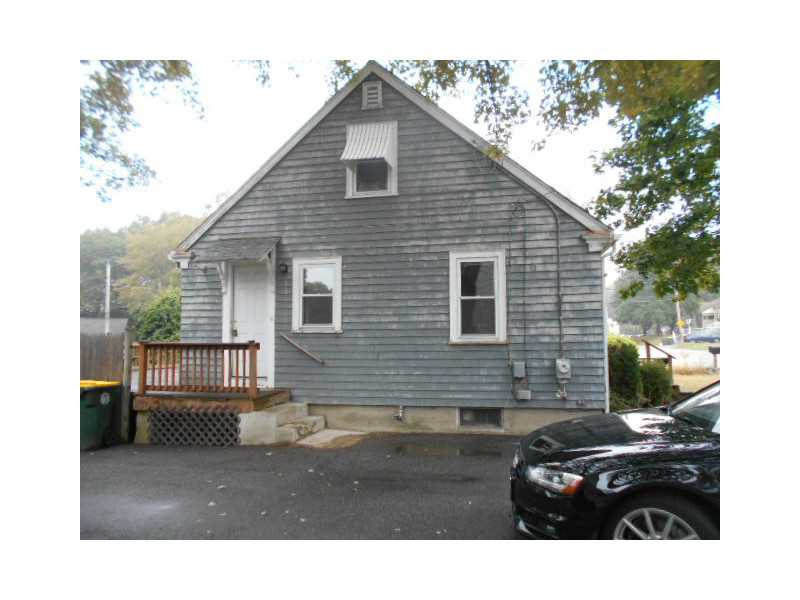 62 Whipple Road Smithfield, RI 02917 - Photo 3 of 25 Exterior Back.