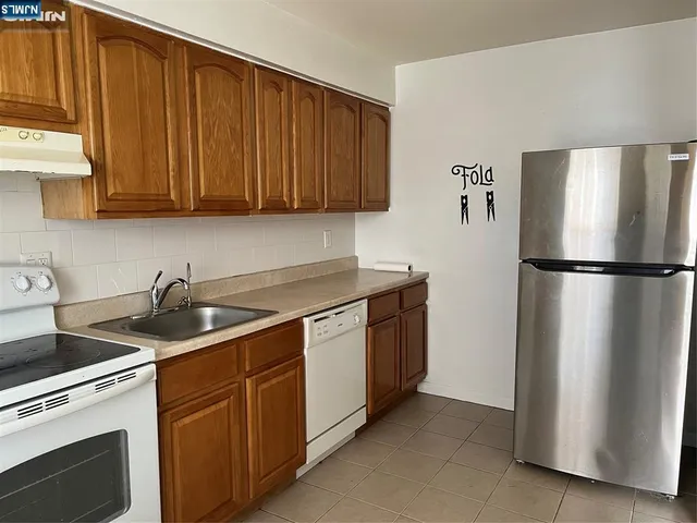 $2,200 | 206 A Lasalle Avenue, Hasbrouck Heights, NJ 07604