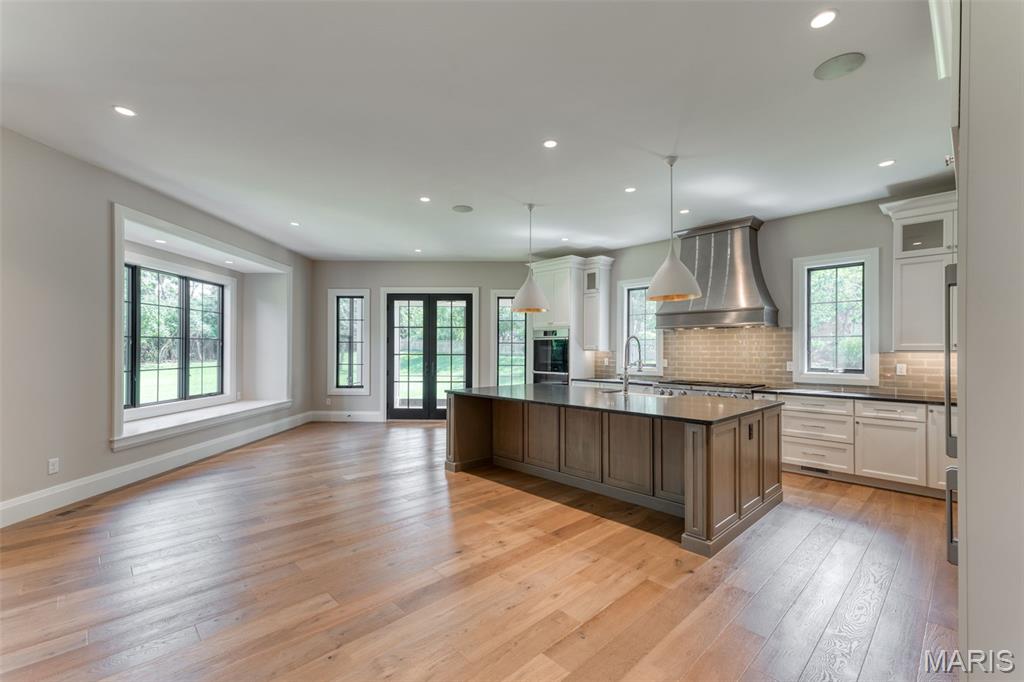 Tbb Tbb Ballas Ridge Des Peres, MO 63131 - Photo 13 of 38