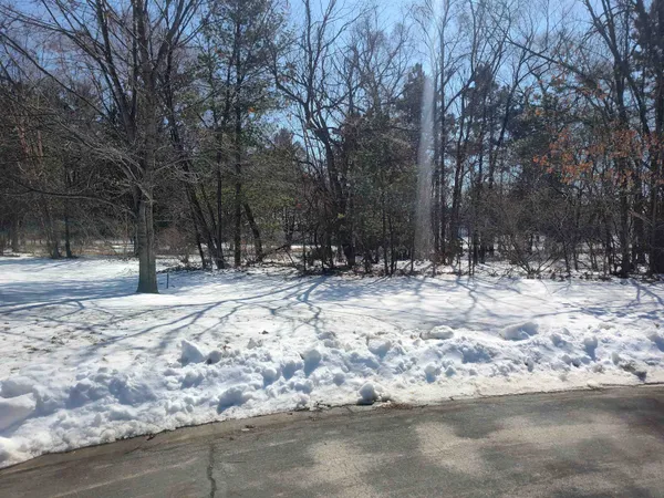 $19,900 | 103 Pine Cir Drive, Boscobel, WI 53805