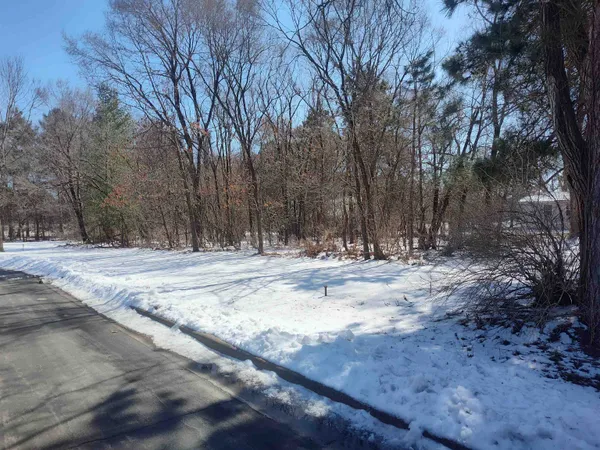 $19,900 | 103 Pine Cir Drive, Boscobel, WI 53805