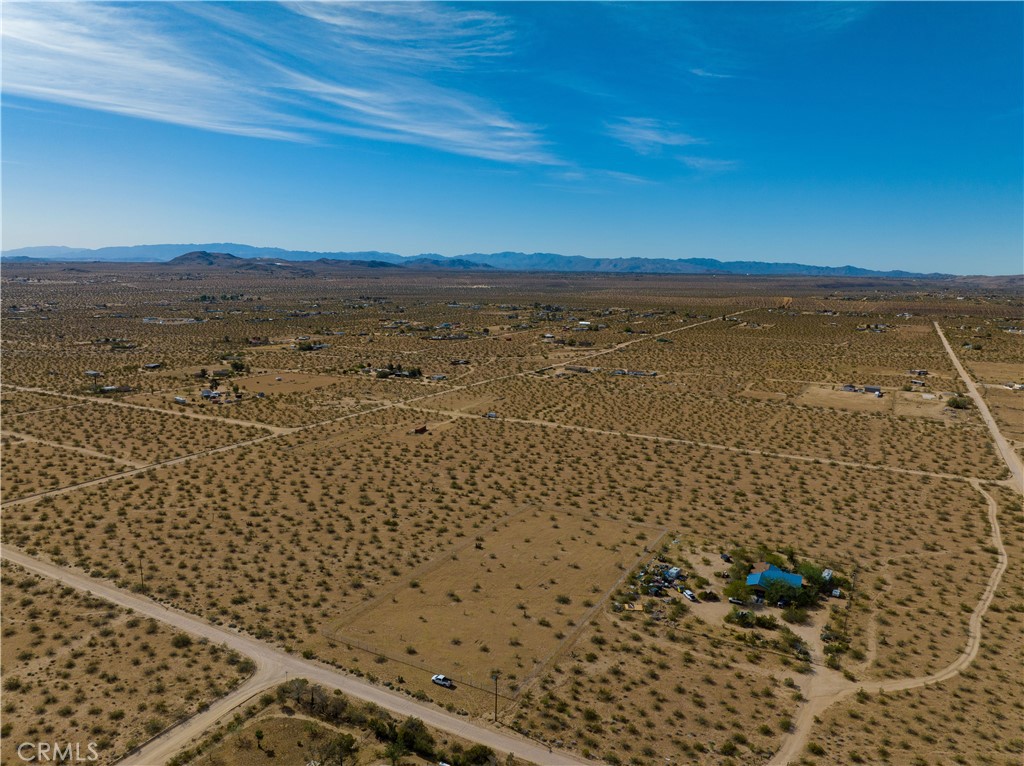 56785 Encantado Road Landers, CA 92285 - Photo 7 of 21 a view of city and ocean