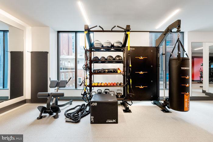 210 South 12th Street, Unit 2B119F Philadelphia, PA 19107 - Photo 29 of 45