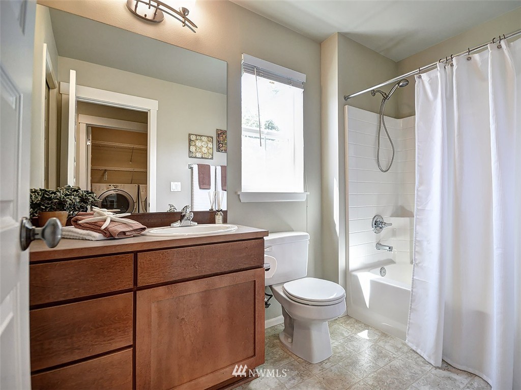 3523 181st Place Southeast Bothell, WA 98012 - Photo 10 of 13
