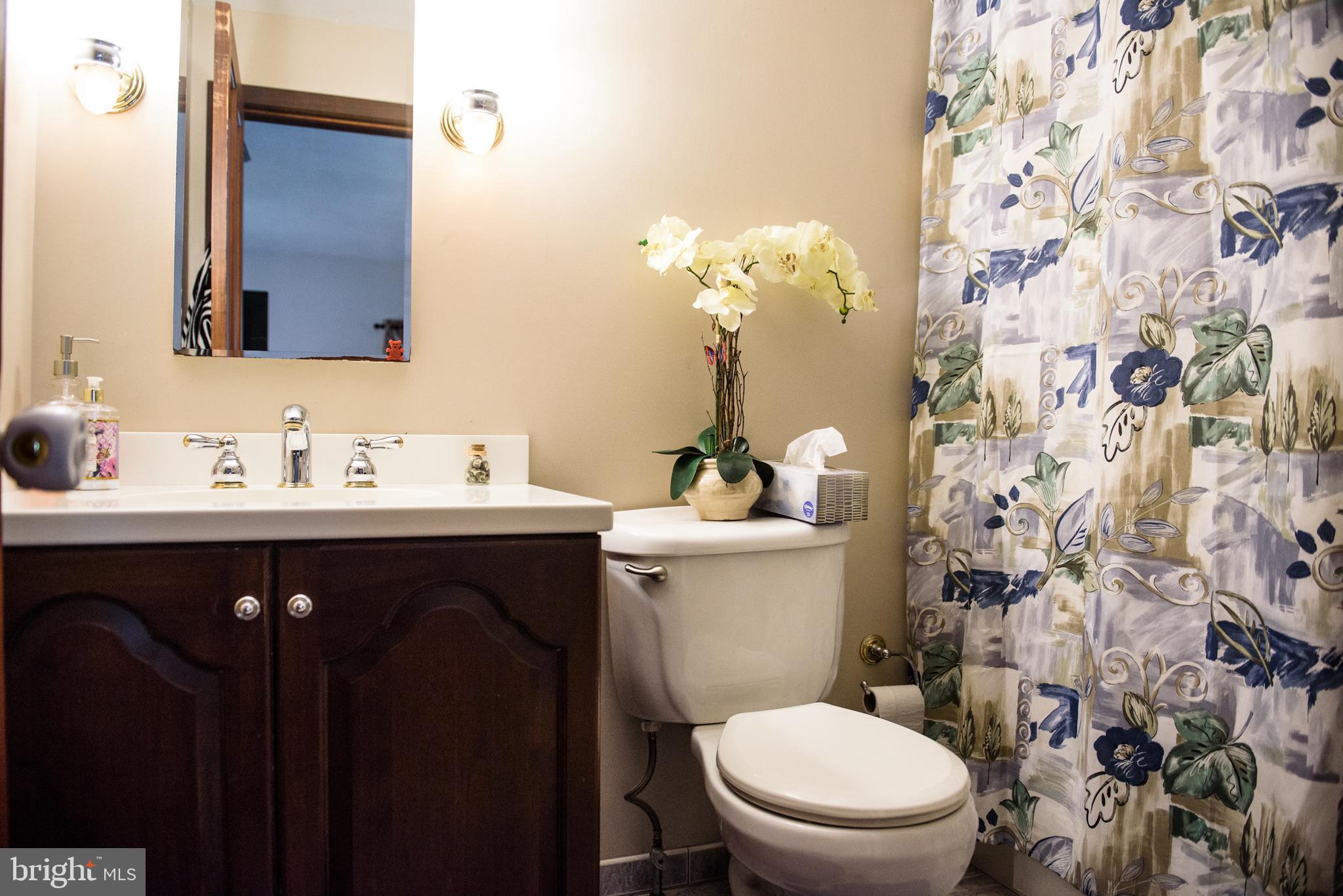 7205 Dungan Road Philadelphia, PA 19111 - Photo 13 of 55