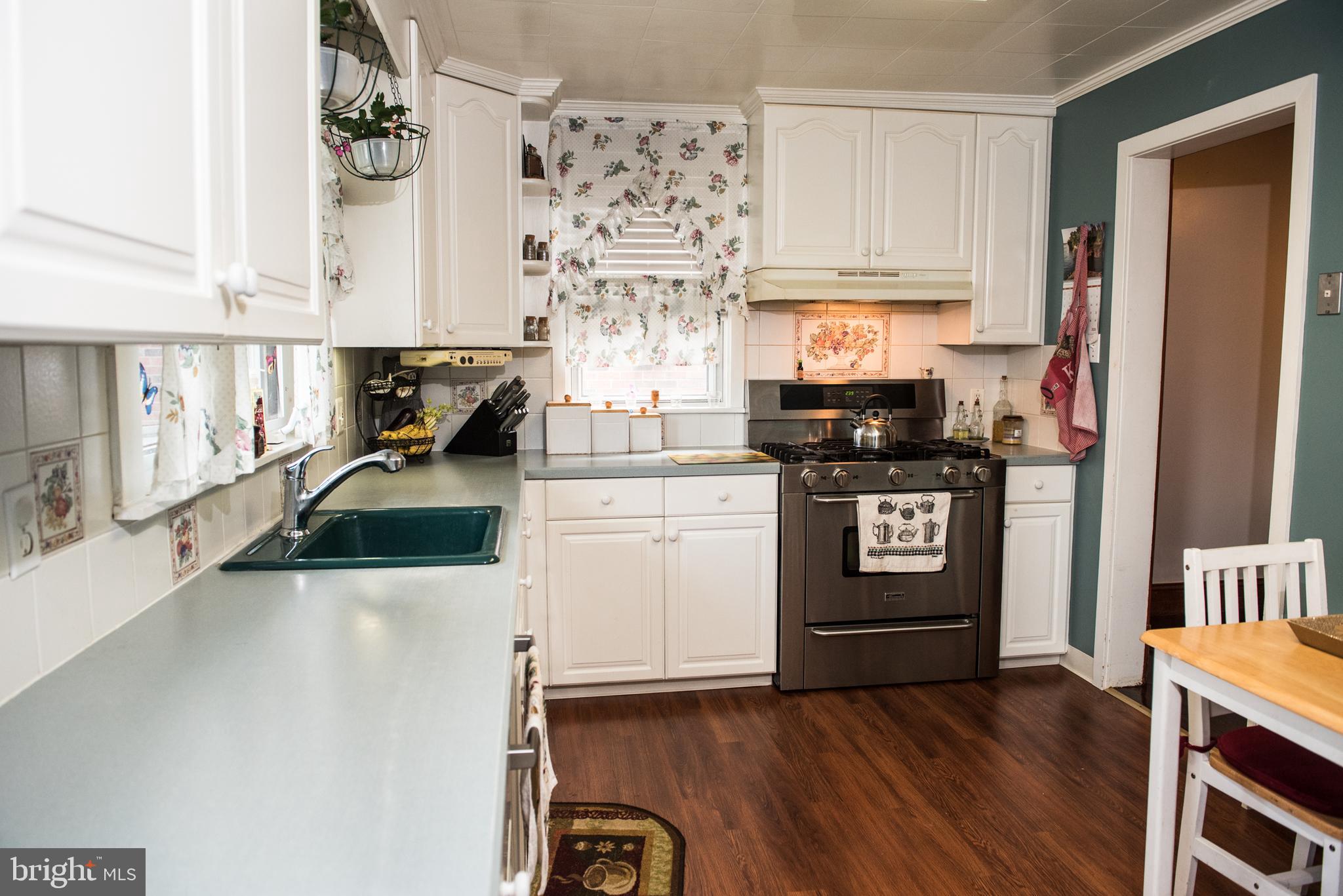 7205 Dungan Road Philadelphia, PA 19111 - Photo 15 of 55