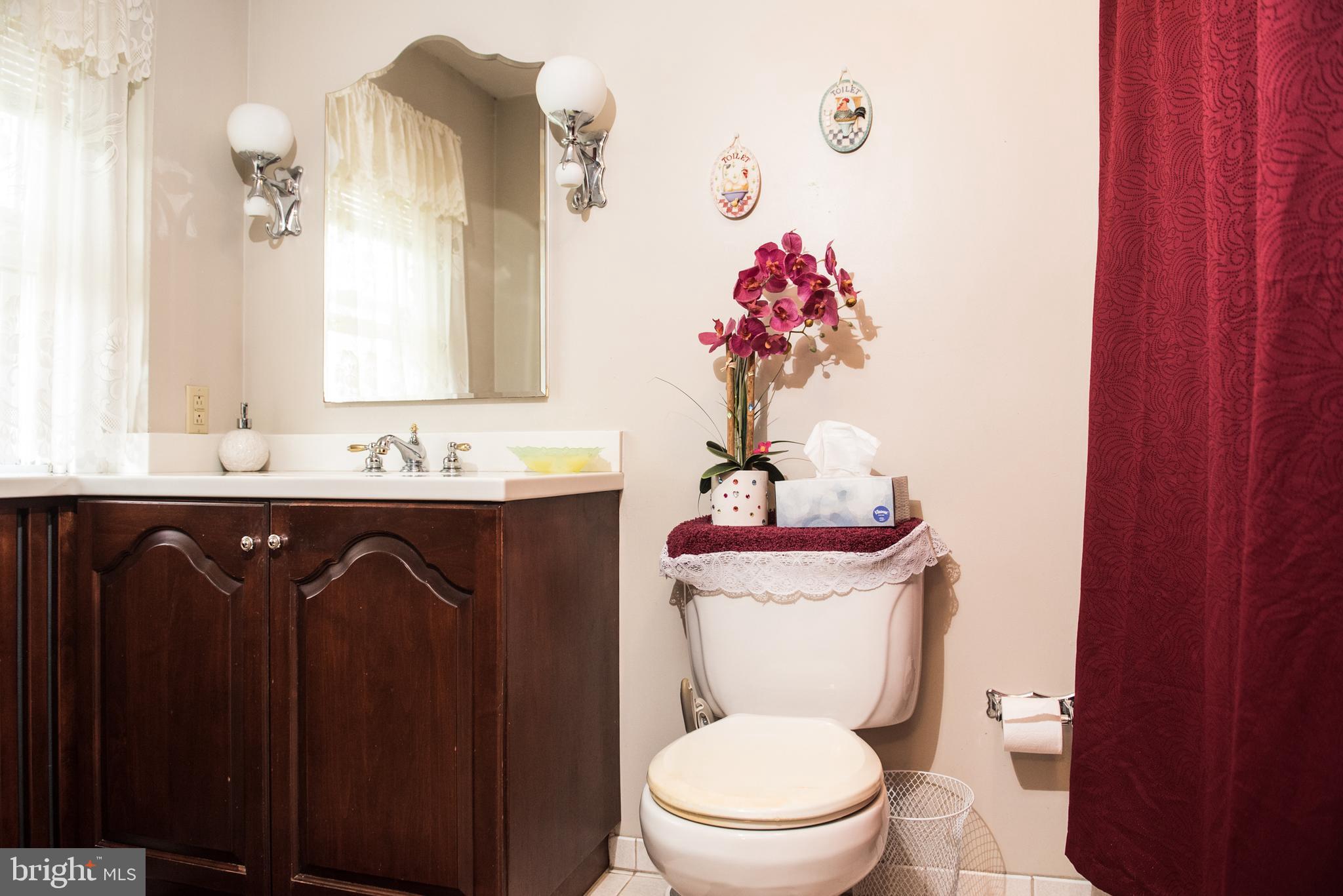 7205 Dungan Road Philadelphia, PA 19111 - Photo 19 of 55