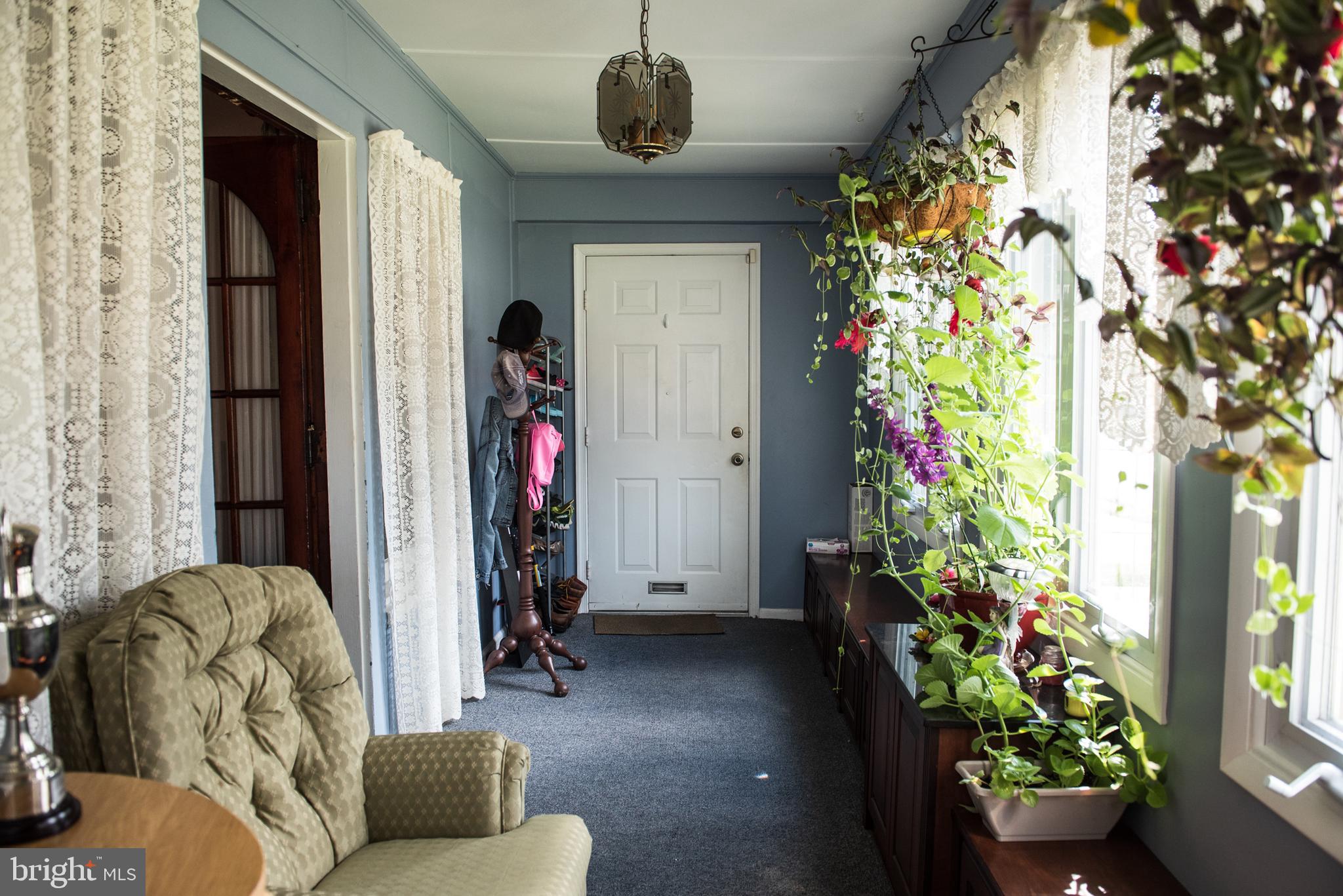 7205 Dungan Road Philadelphia, PA 19111 - Photo 3 of 55