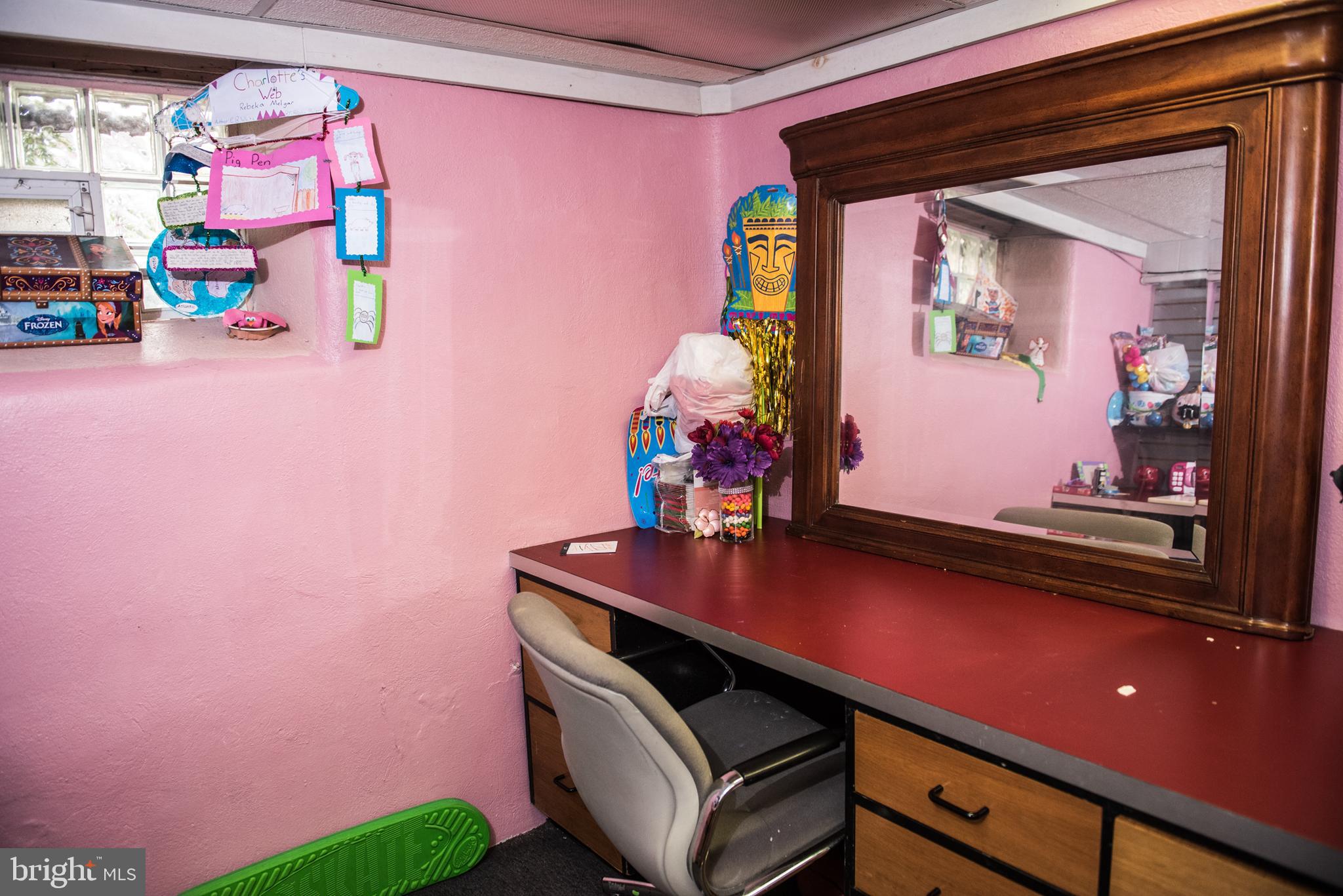7205 Dungan Road Philadelphia, PA 19111 - Photo 36 of 55