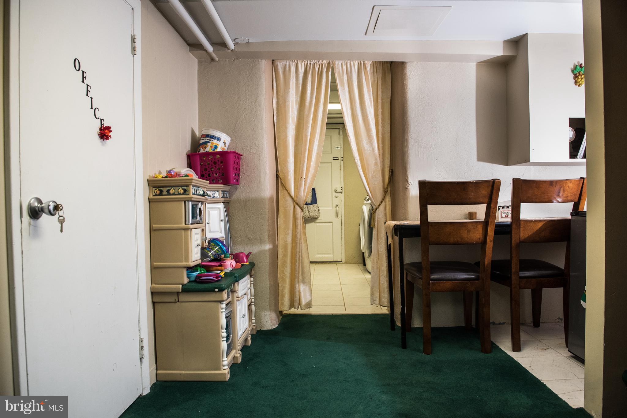 7205 Dungan Road Philadelphia, PA 19111 - Photo 39 of 55
