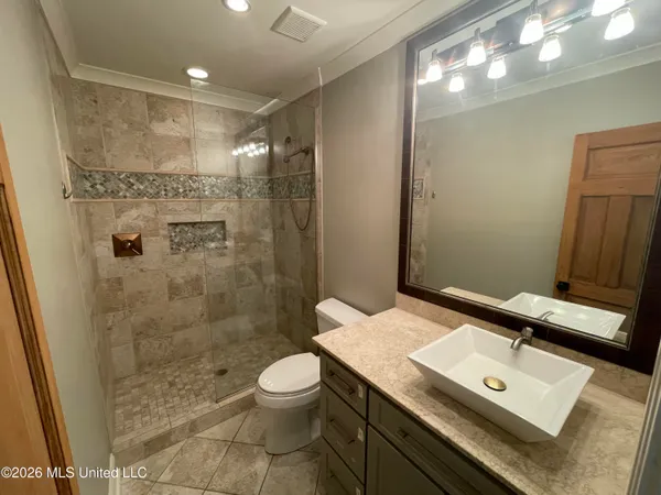 $275,000 | 107 Woodland Hill Drive, Brookhaven, MS 39601