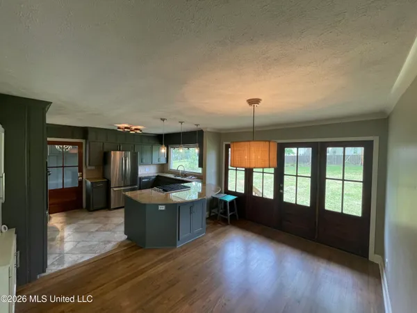 $275,000 | 107 Woodland Hill Drive, Brookhaven, MS 39601
