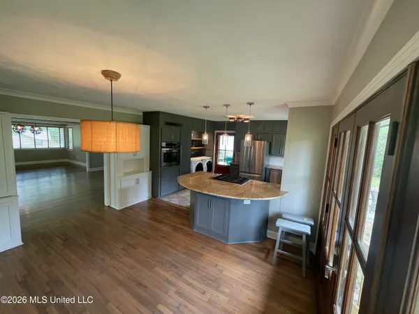 $275,000 | 107 Woodland Hill Drive, Brookhaven, MS 39601