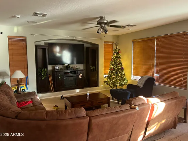 $2,940 | 1807 East Valencia Drive, Phoenix, AZ 85042