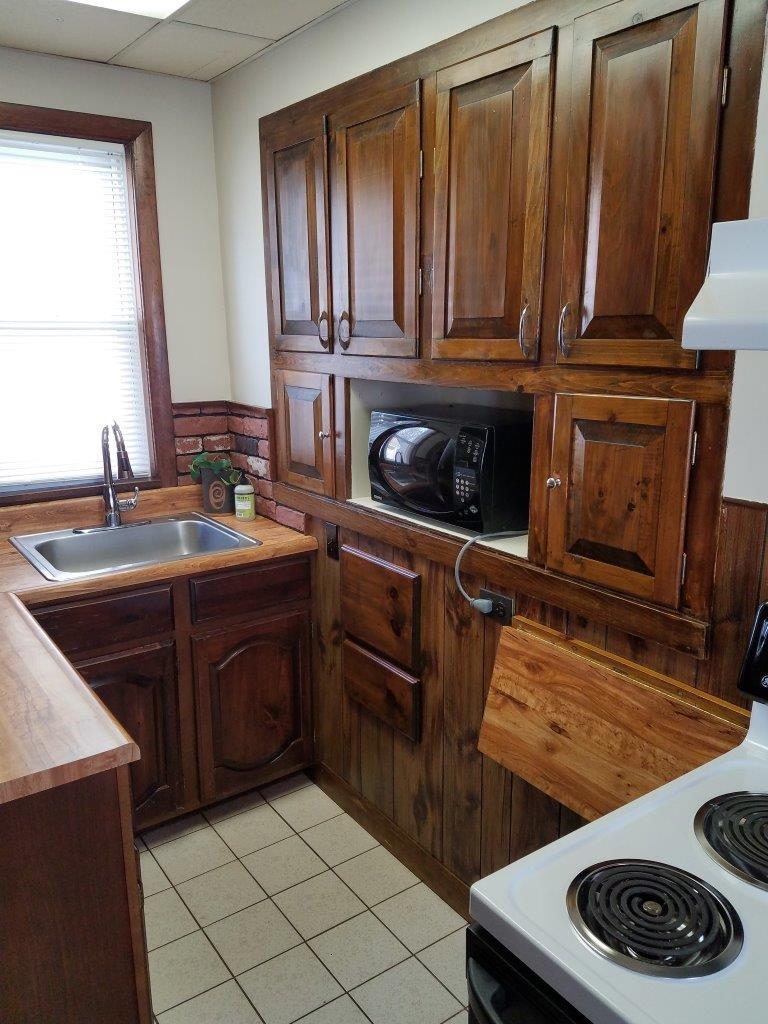 323 Mast Road Manchester, NH 03102 - Photo 14 of 39