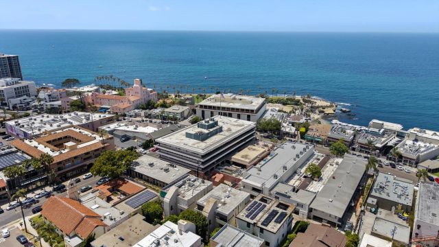 $2,150,000 | 1229 Roslyn Lane, La Jolla, CA 92037