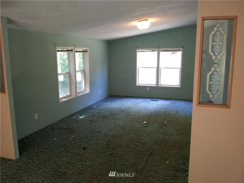 1981 West Little Egypt Road Shelton, WA 98584 - Photo 15 of 21