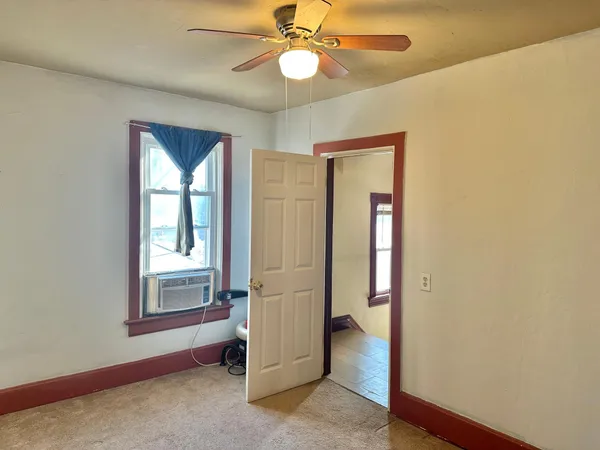 $89,499 | 821 Madison Avenue, Albert Lea, MN 56007