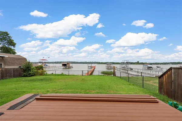 $2,800 | 8048 Woodvale Road, Fort Worth, TX 76135