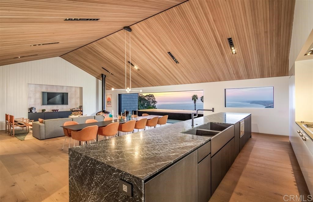 2314 Rue Adriane La Jolla, CA 92037 - Photo 2 of 22 Gallery Image 2