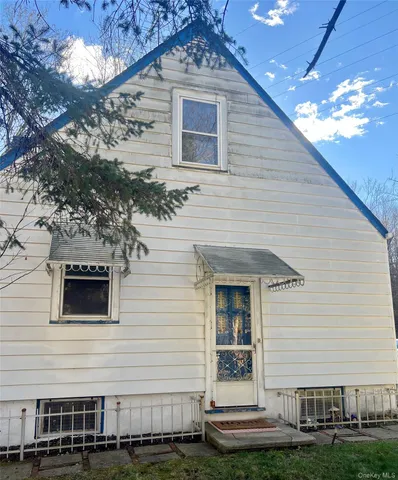 $2,900 | 6 A Post Road, Sloatsburg, NY 10974