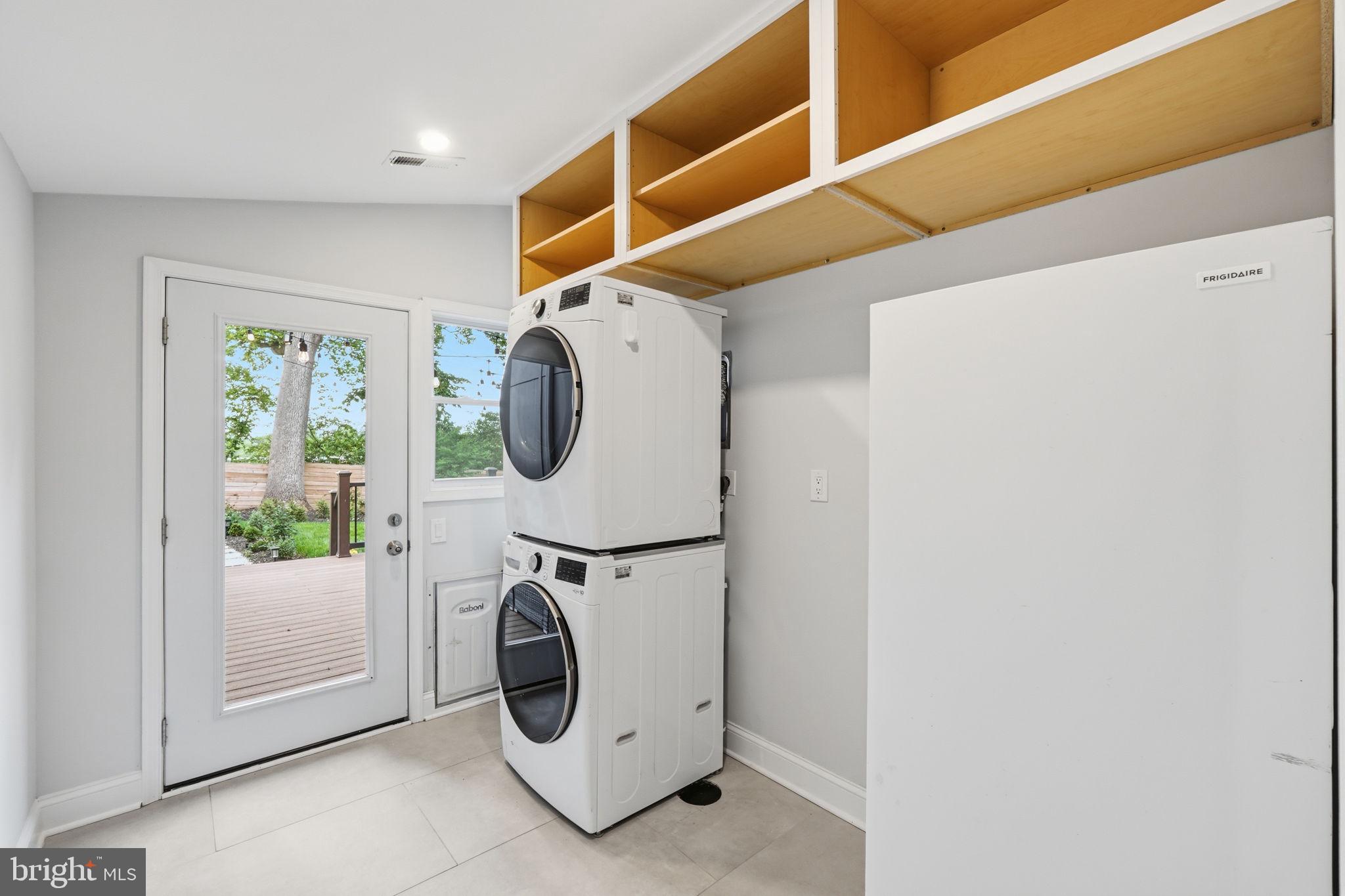 3311 Pendleton Drive Silver Spring, MD 20902 - Photo 15 of 45 a utility room with dryer and washer