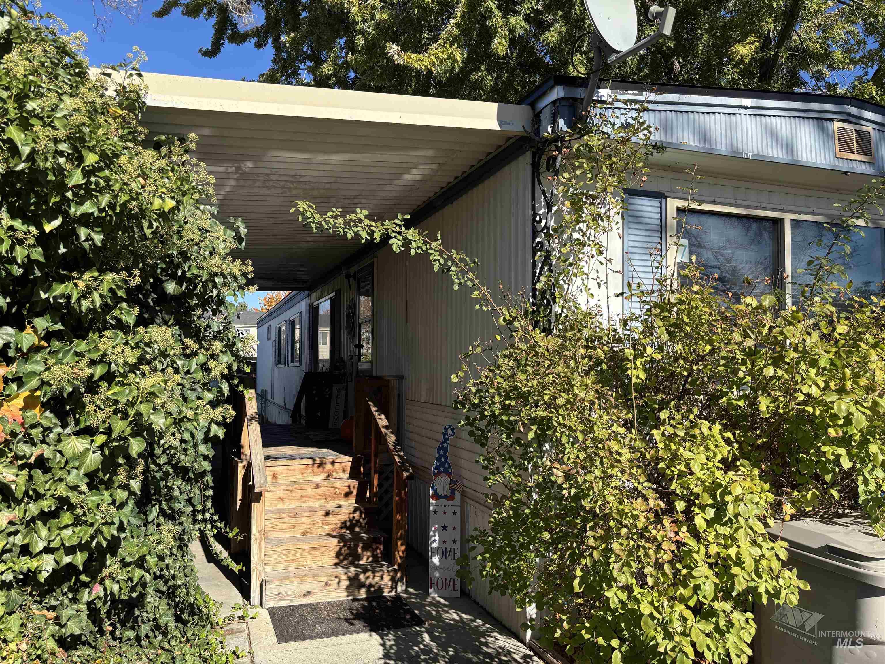 181 North Liberty Street Boise, ID 83704 - Photo 2 of 10 View of side of home with stairs