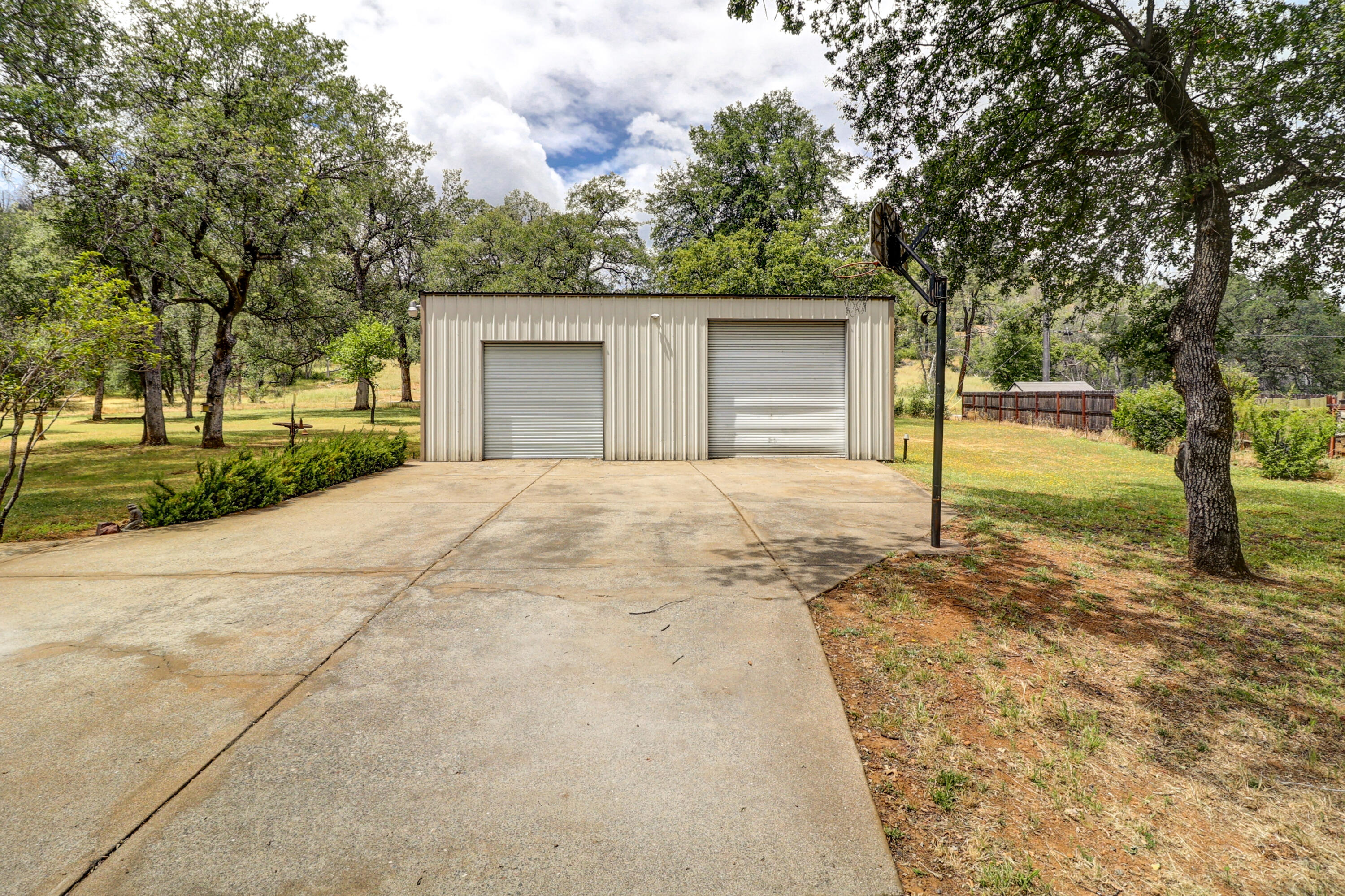 13596 Quarry View Road Redding, CA 96003 - Photo 41 of 57 44-IMG_0485_6_7_8_9
