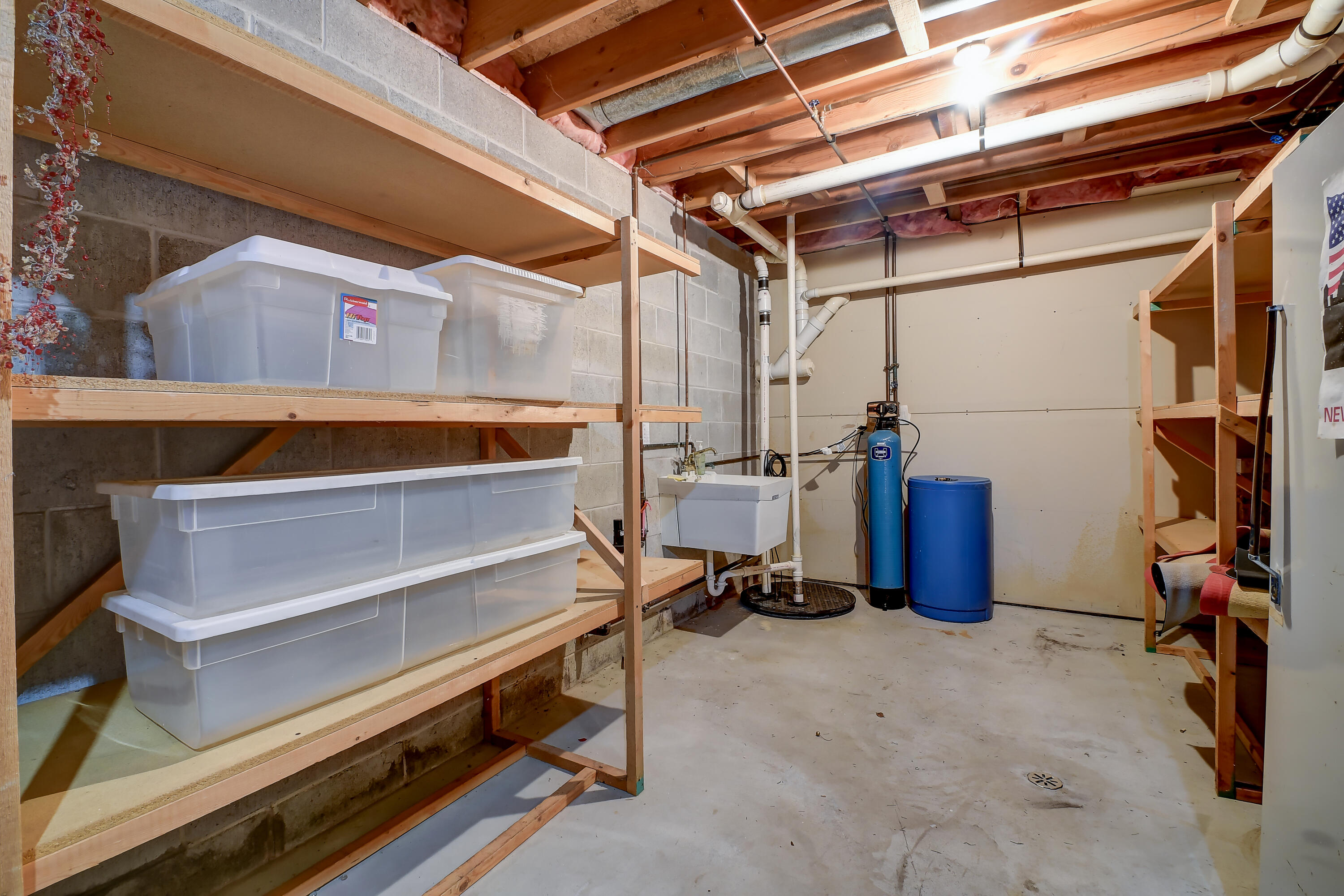 2214 Willowbrook Drive West Bend, WI 53090 - Photo 15 of 21 storage