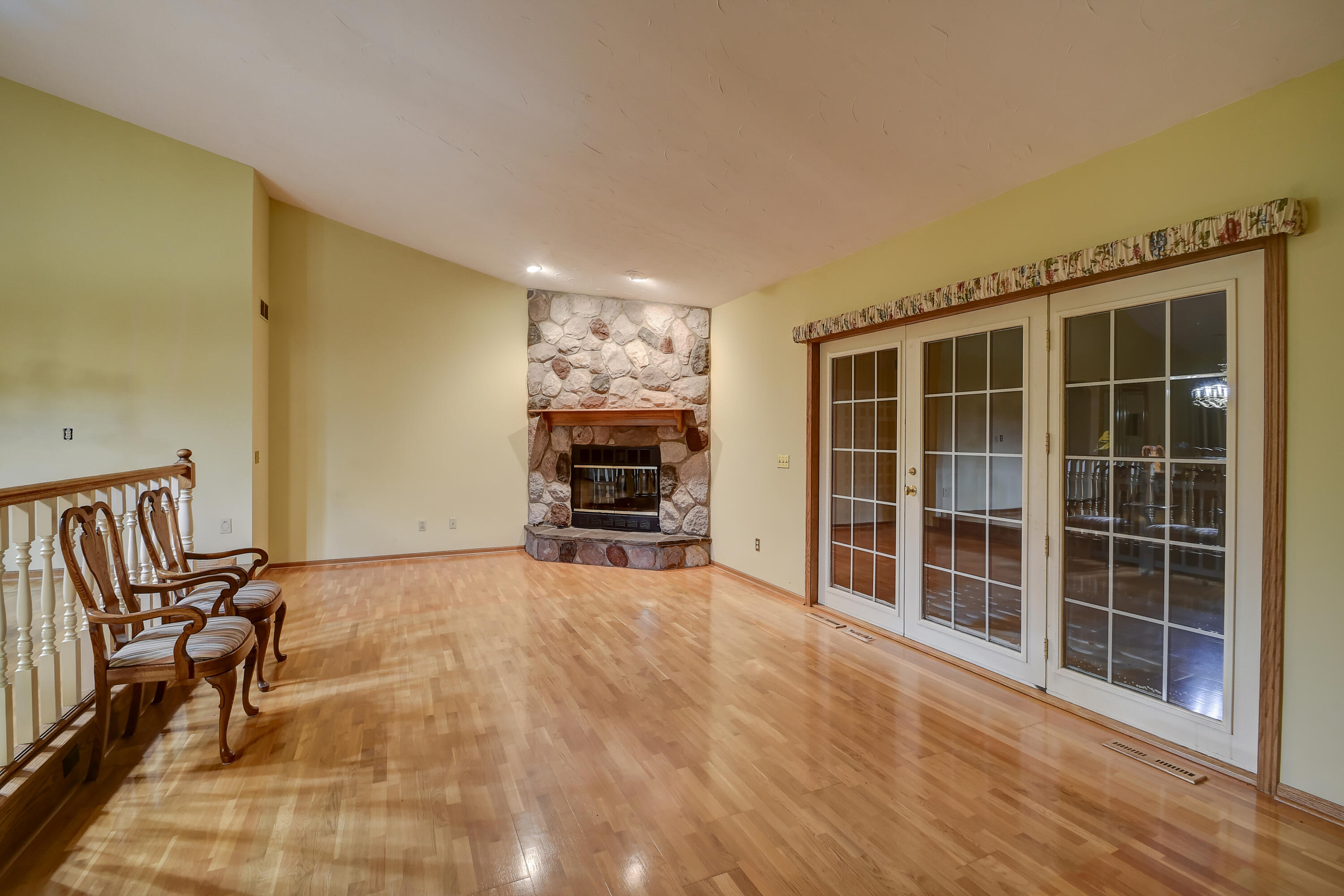 2214 Willowbrook Drive West Bend, WI 53090 - Photo 6 of 21 A large living space with a wonderful view