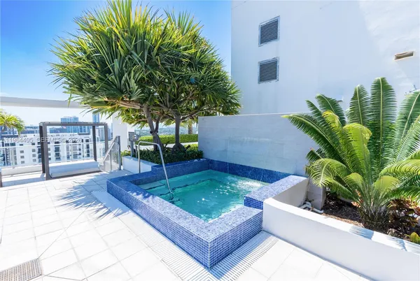 $3,700 | 1010 Southwest 2nd Avenue, Unit 606, Miami, FL 33130
